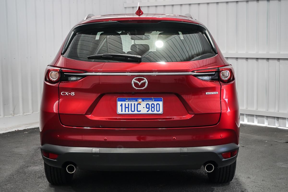 Mazda Cx-8 image 4