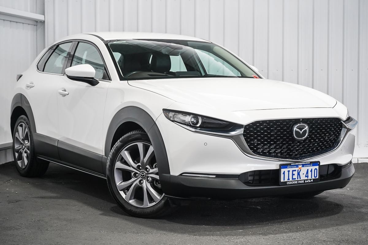 Mazda Cx-30 image 1