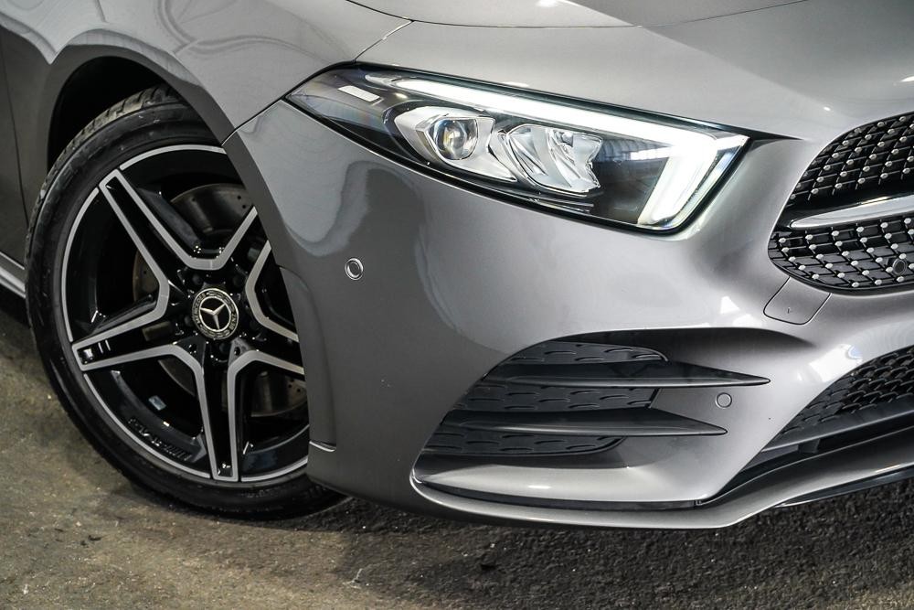 Mercedes Benz A-class image 2