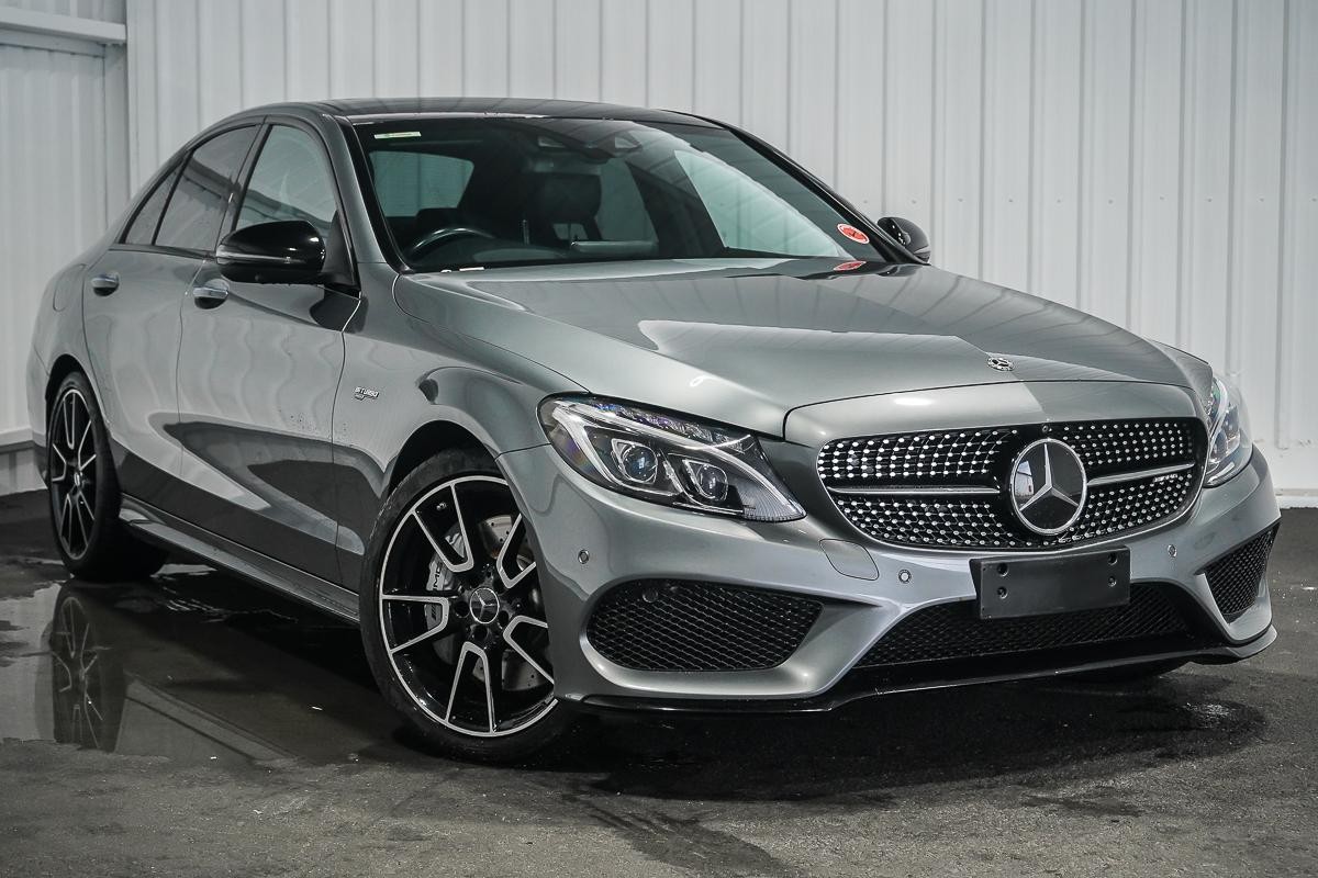 Mercedes Benz C-class image 1