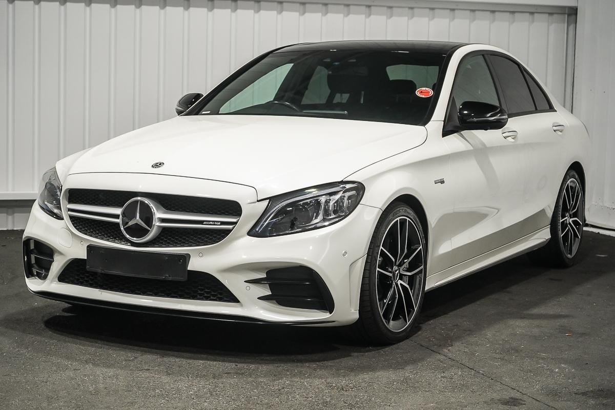 Mercedes Benz C-class image 4