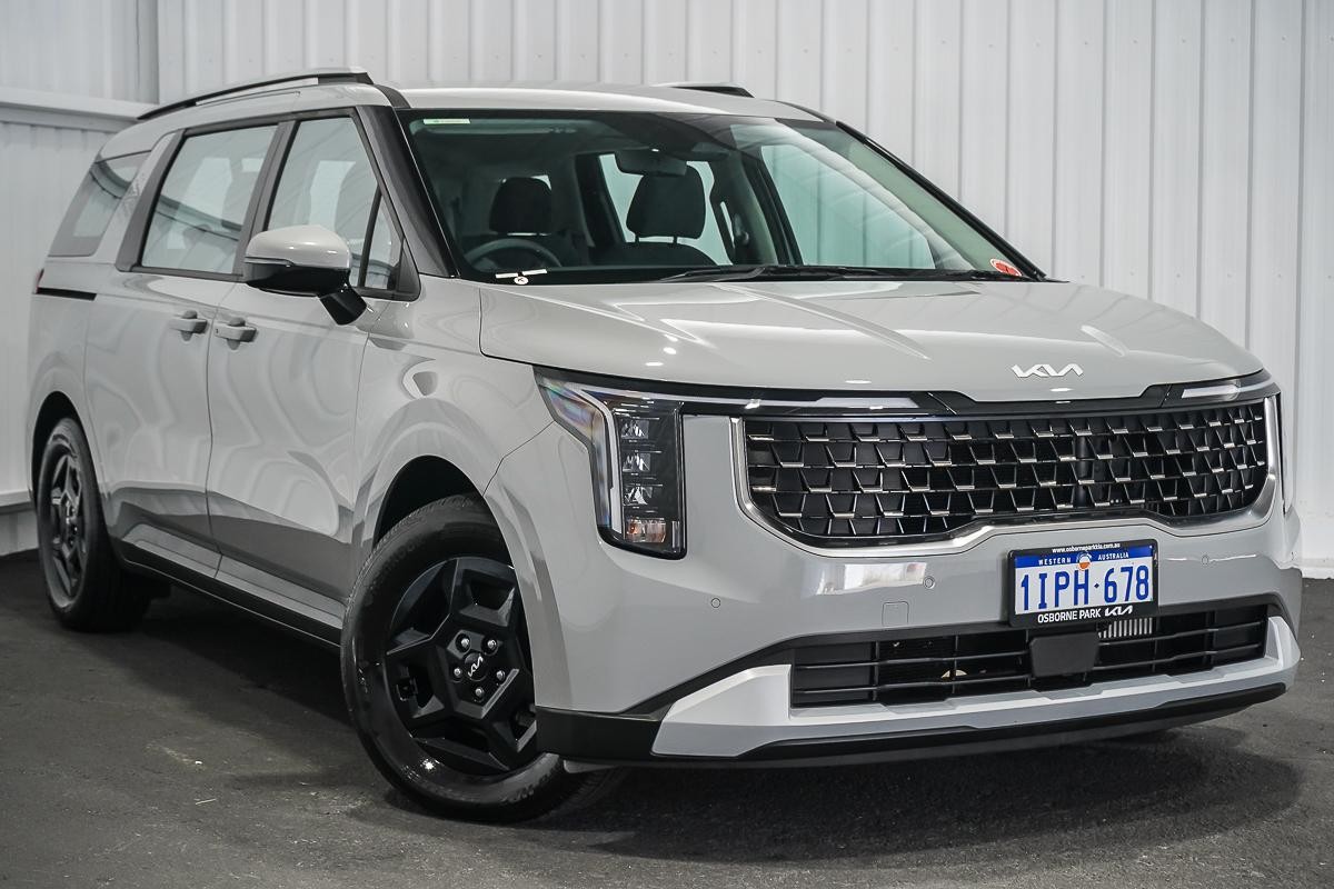 Kia Carnival image 1