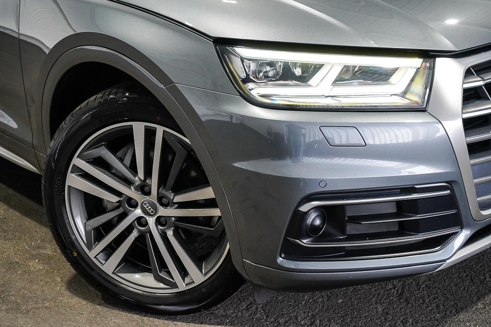 Audi Q5 image 2