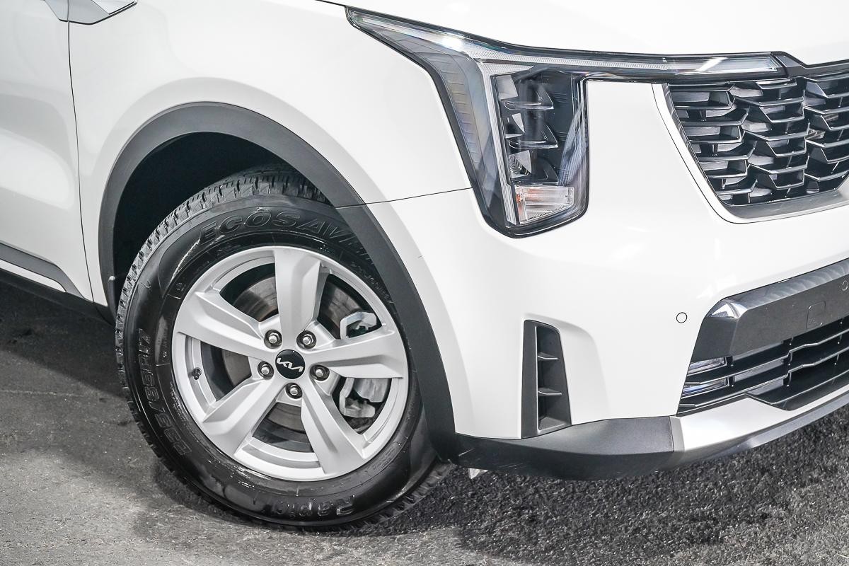 Kia Sorento image 2