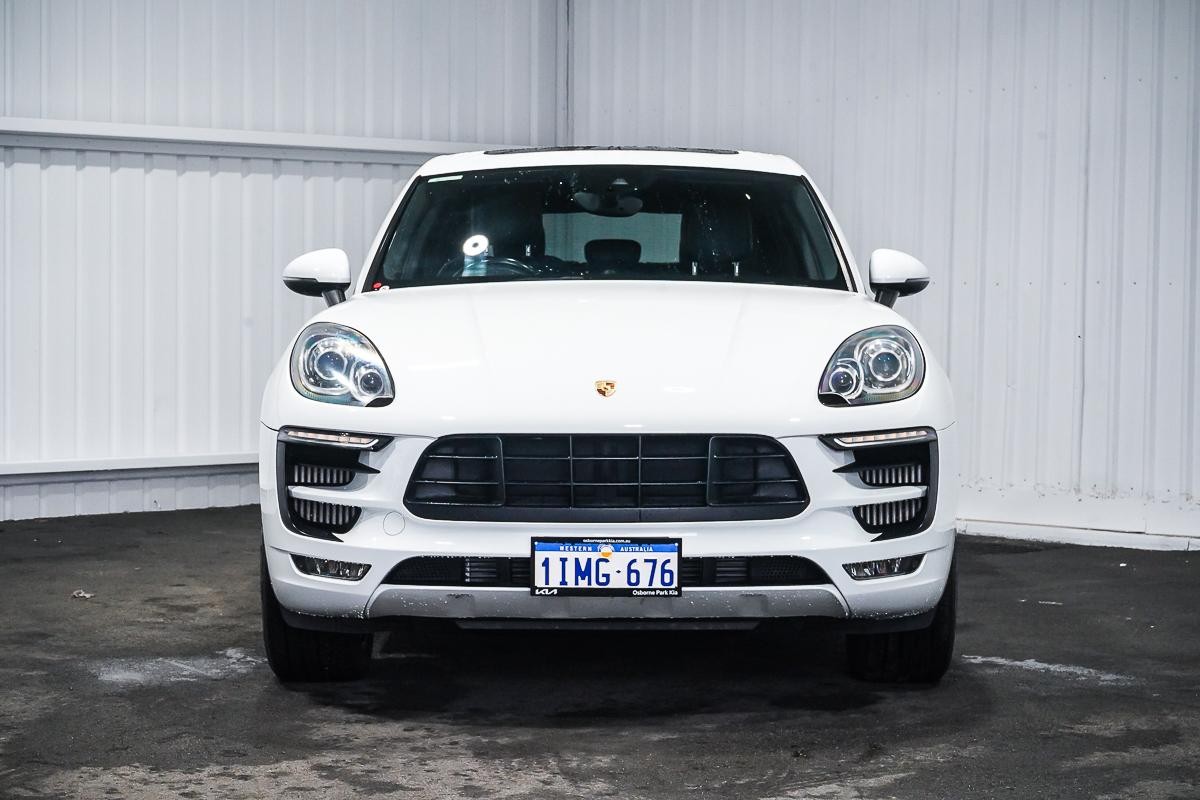 Porsche Macan image 3