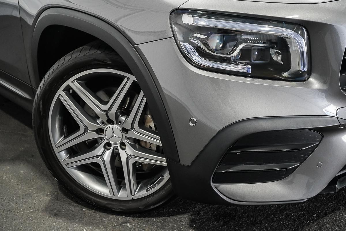 Mercedes Benz Glb-class image 2