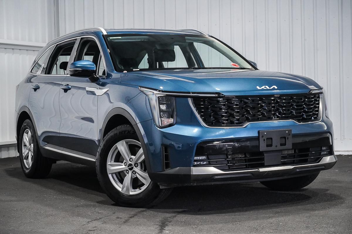 Kia Sorento image 1