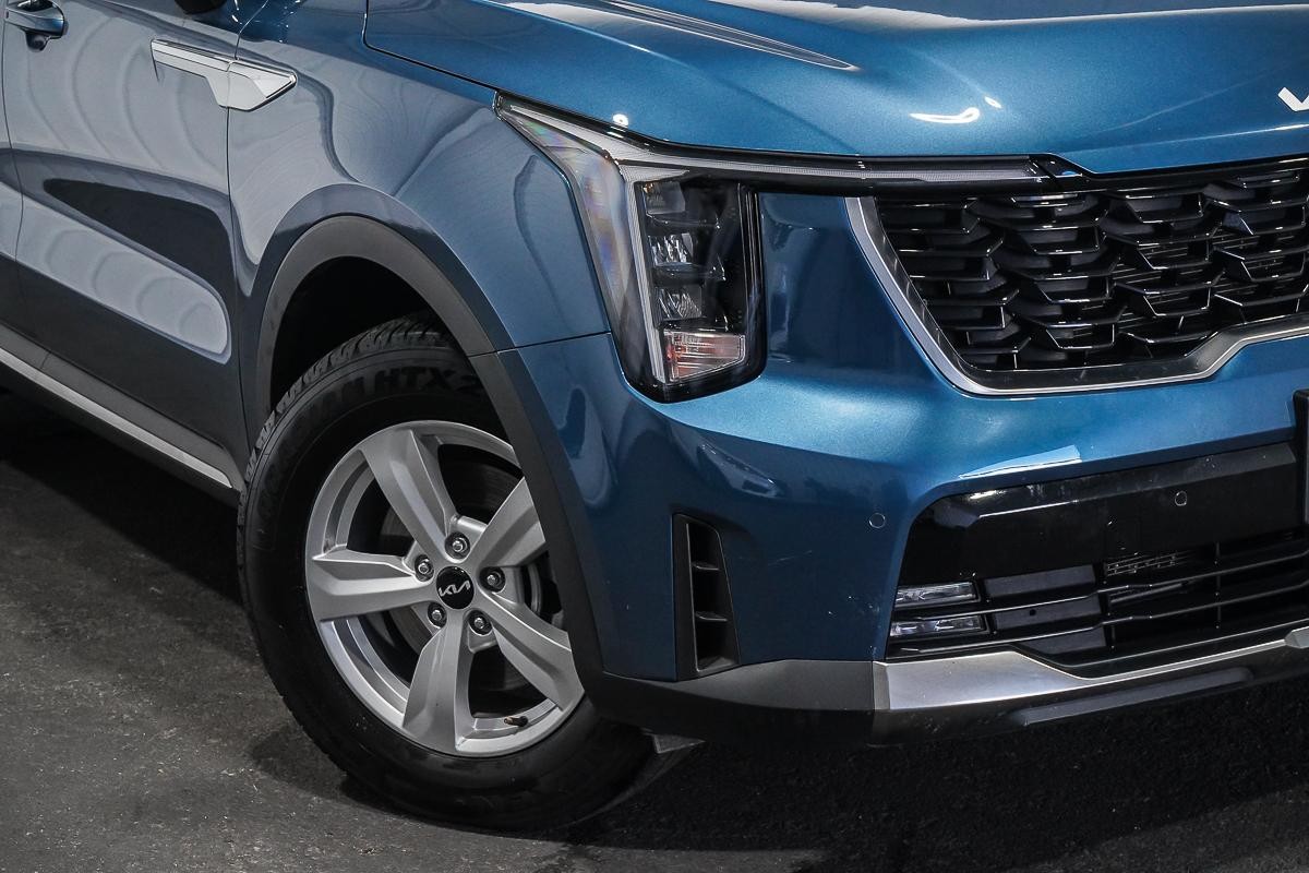 Kia Sorento image 2