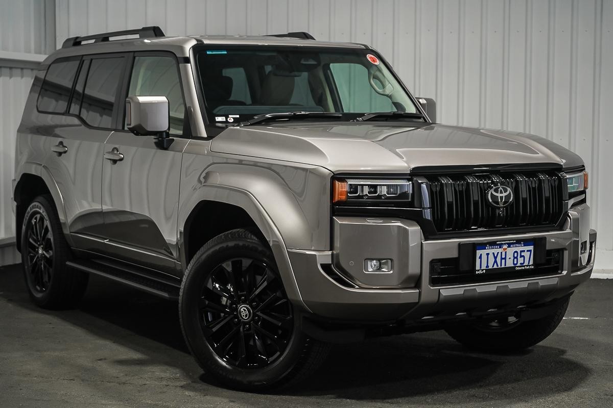 Toyota Landcruiser Prado image 1