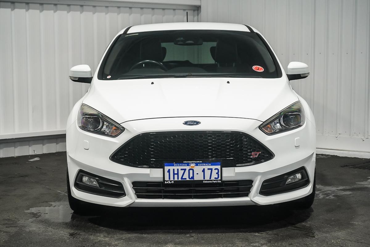 Ford Focus image 3