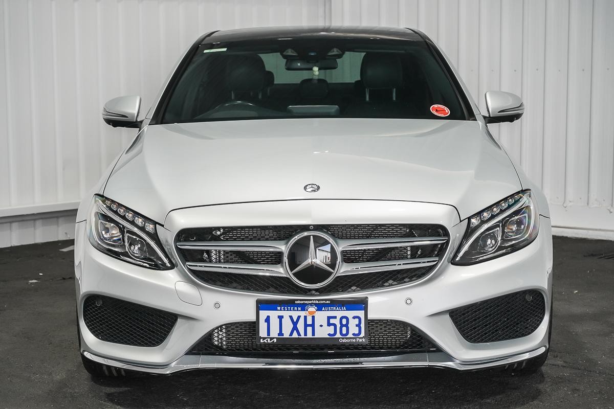 Mercedes Benz C-class image 3