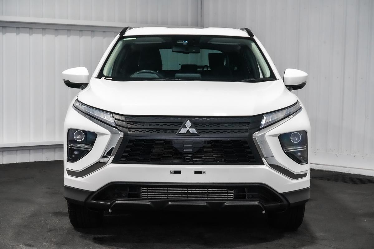 Mitsubishi Eclipse Cross image 3