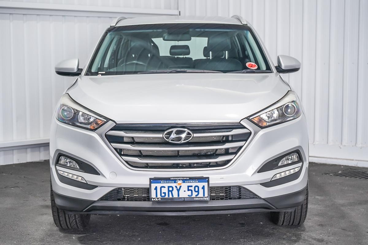 Hyundai Tucson image 3
