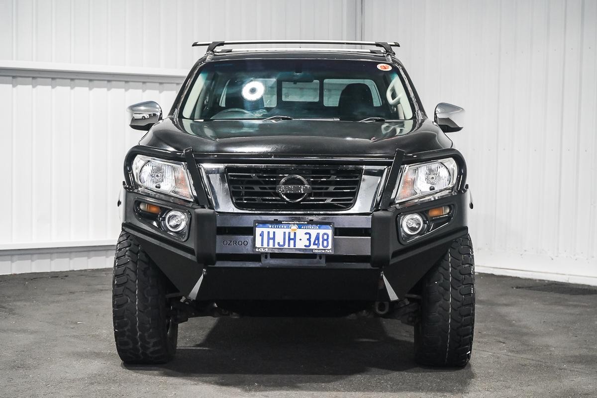 Nissan Navara image 3