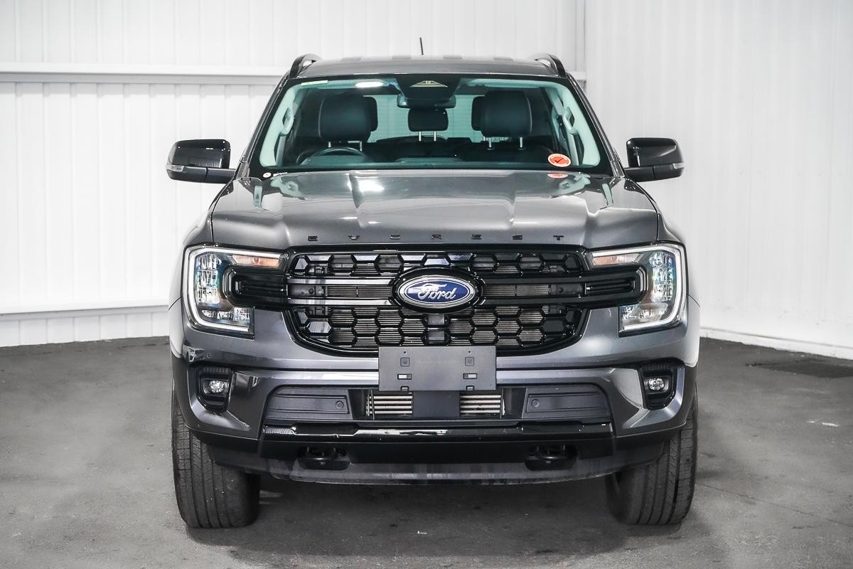 Ford Everest image 3