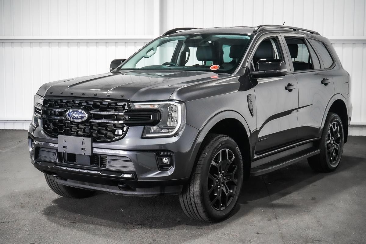Ford Everest image 4