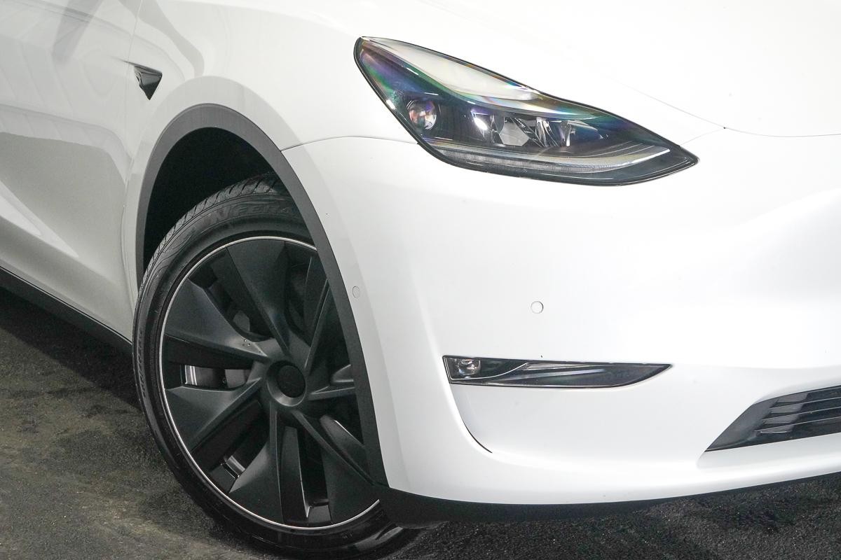 Tesla Model Y image 2