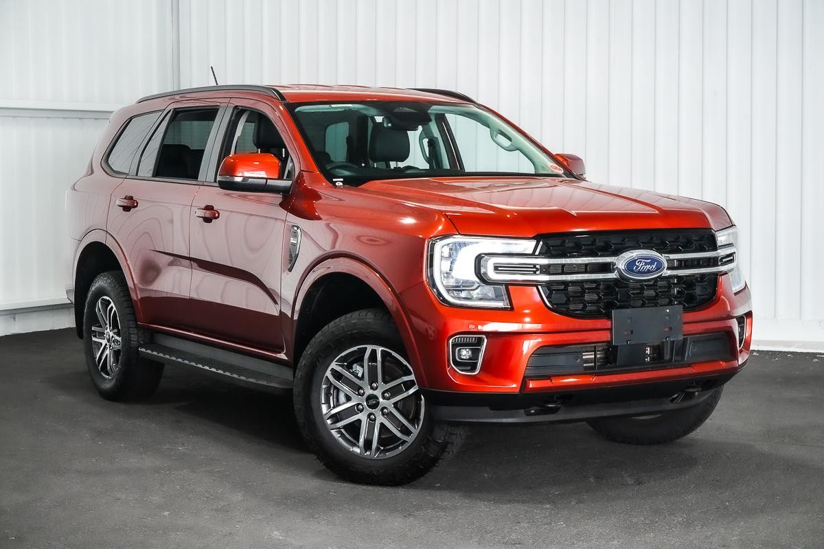 Ford Everest image 1