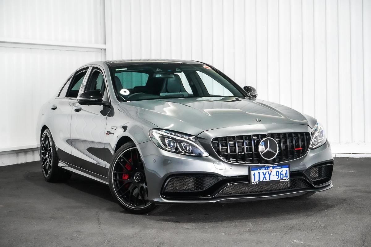 Mercedes Benz C-class image 1
