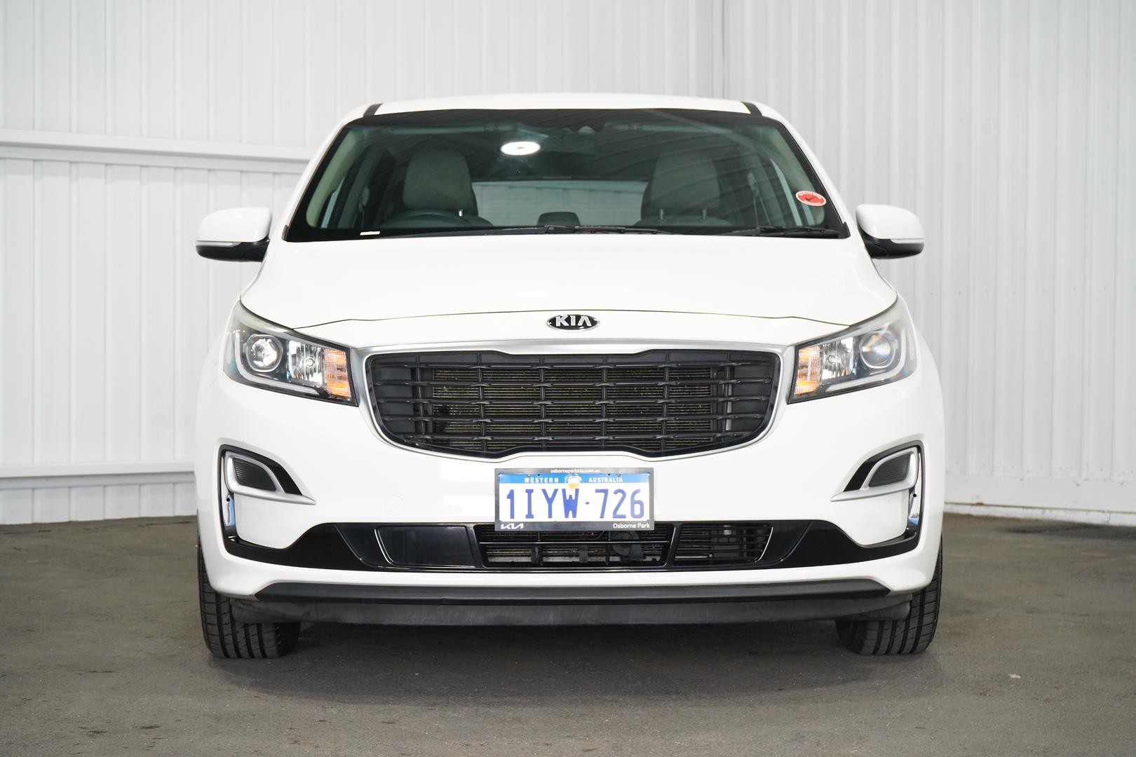 Kia Carnival image 3