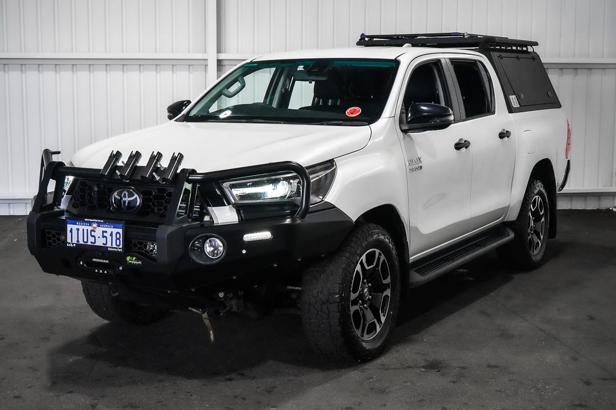 Toyota Hilux image 4