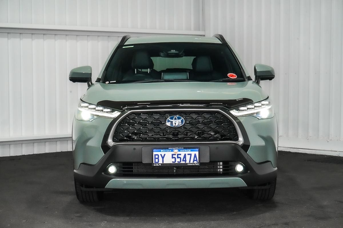 Toyota Corolla Cross image 3