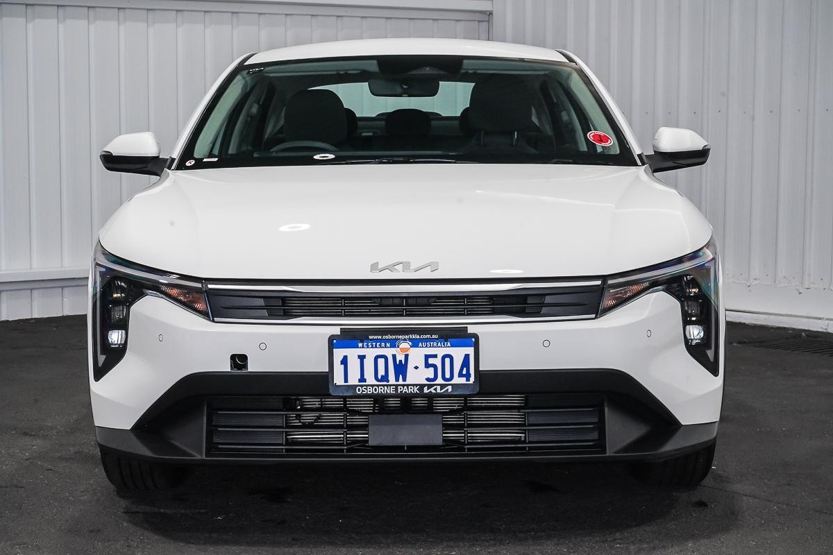 Kia K4 image 3