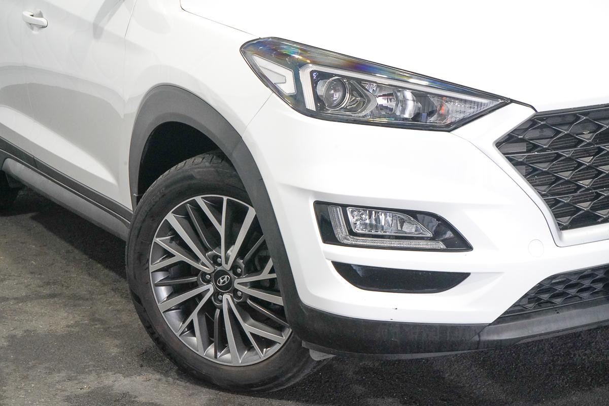 Hyundai Tucson image 2