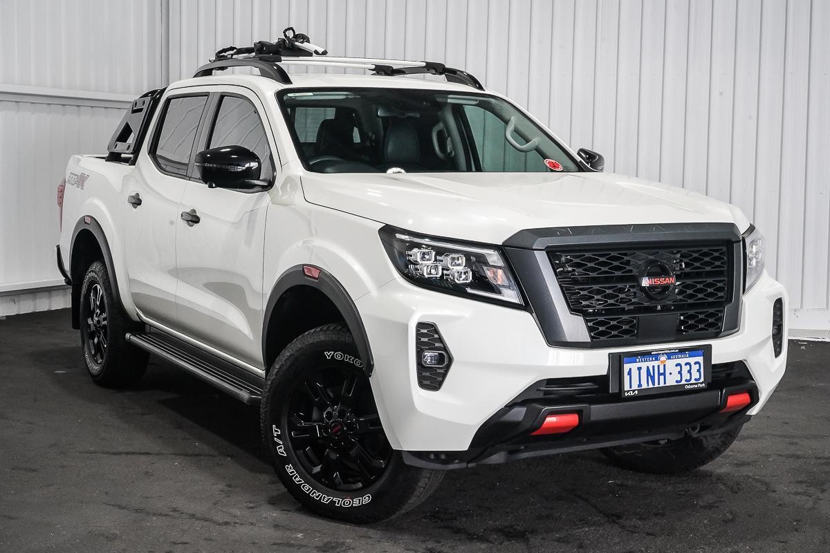 Nissan Navara image 1