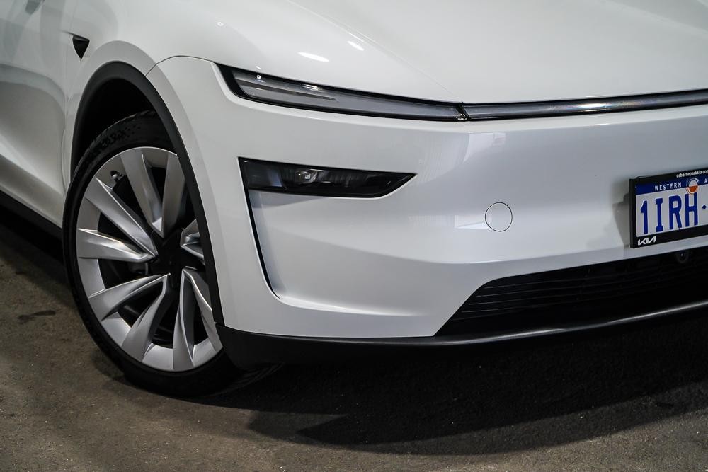 Tesla Model Y image 2