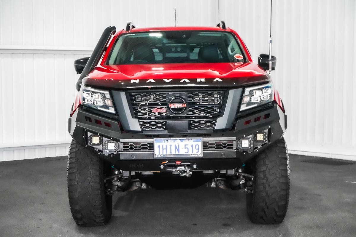 Nissan Navara image 3