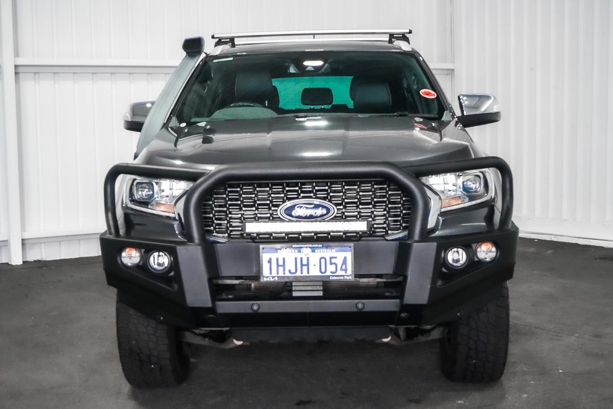 Ford Everest image 3