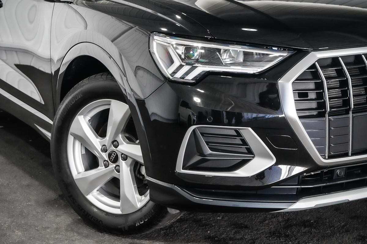 Audi Q3 image 2