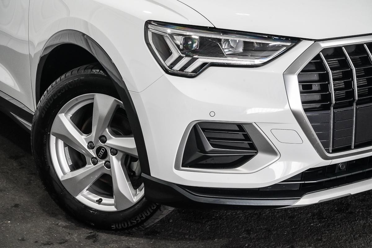 Audi Q3 image 2