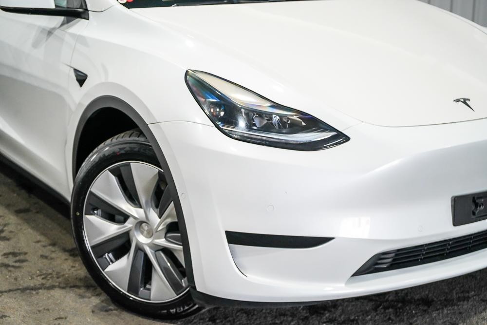 Tesla Model Y image 2