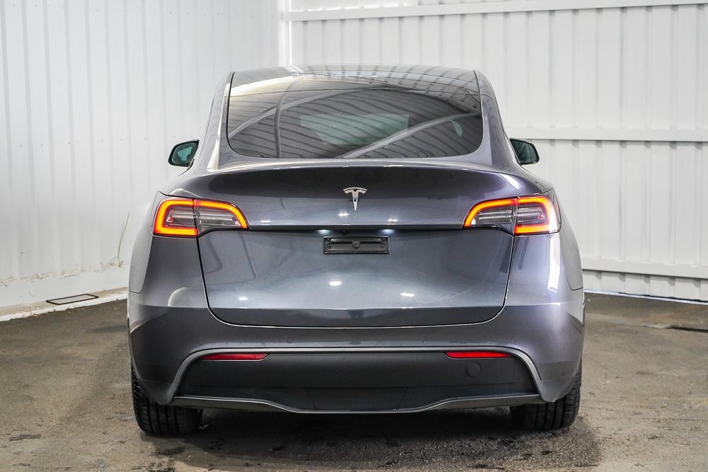 Tesla Model Y image 4
