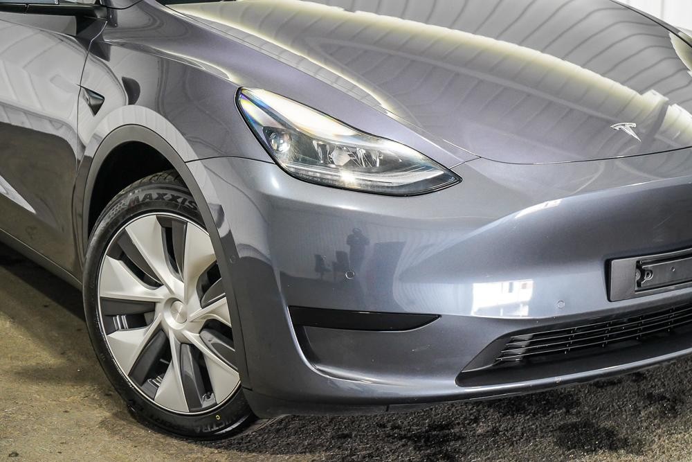 Tesla Model Y image 2