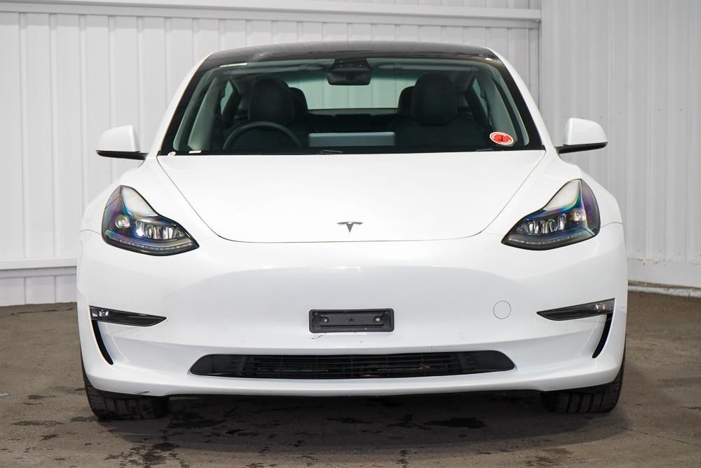 Tesla Model 3 image 3