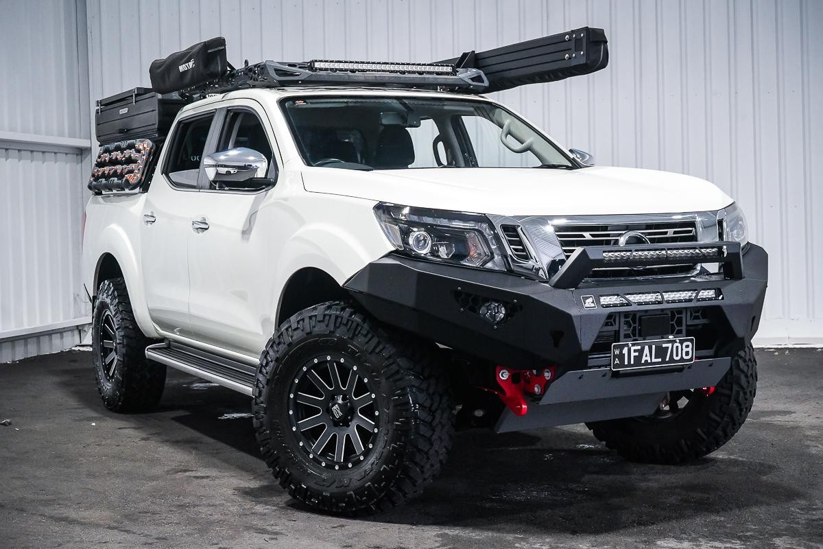 Nissan Navara image 1