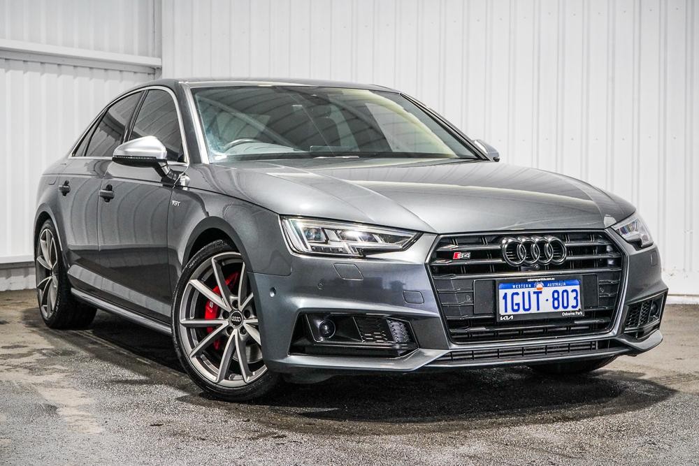 Audi S4 image 1