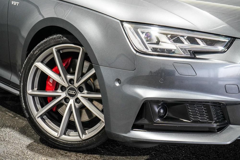 Audi S4 image 2