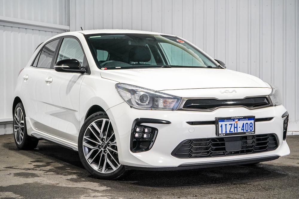 Kia Rio image 1