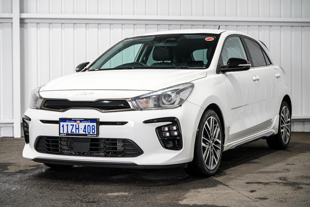 Kia Rio image 4
