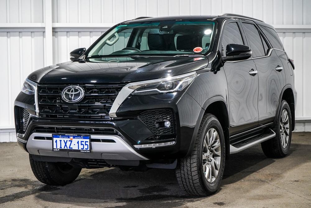 Toyota Fortuner image 4