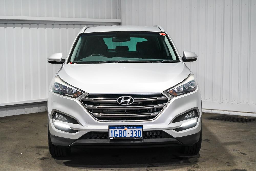 Hyundai Tucson image 3