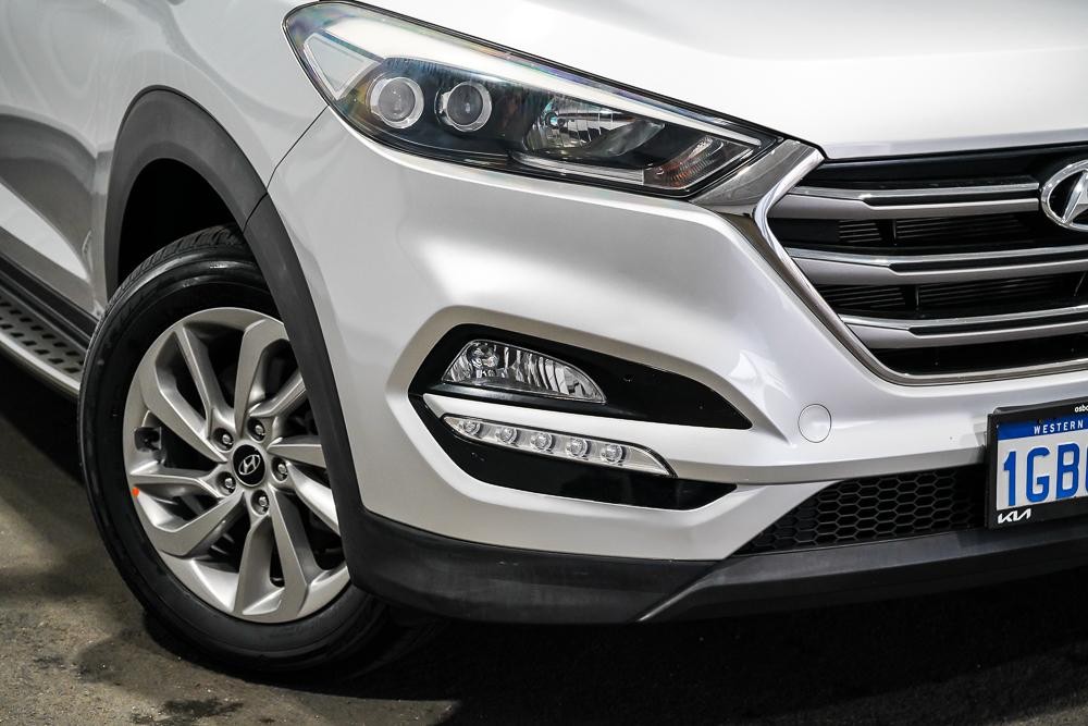 Hyundai Tucson image 2