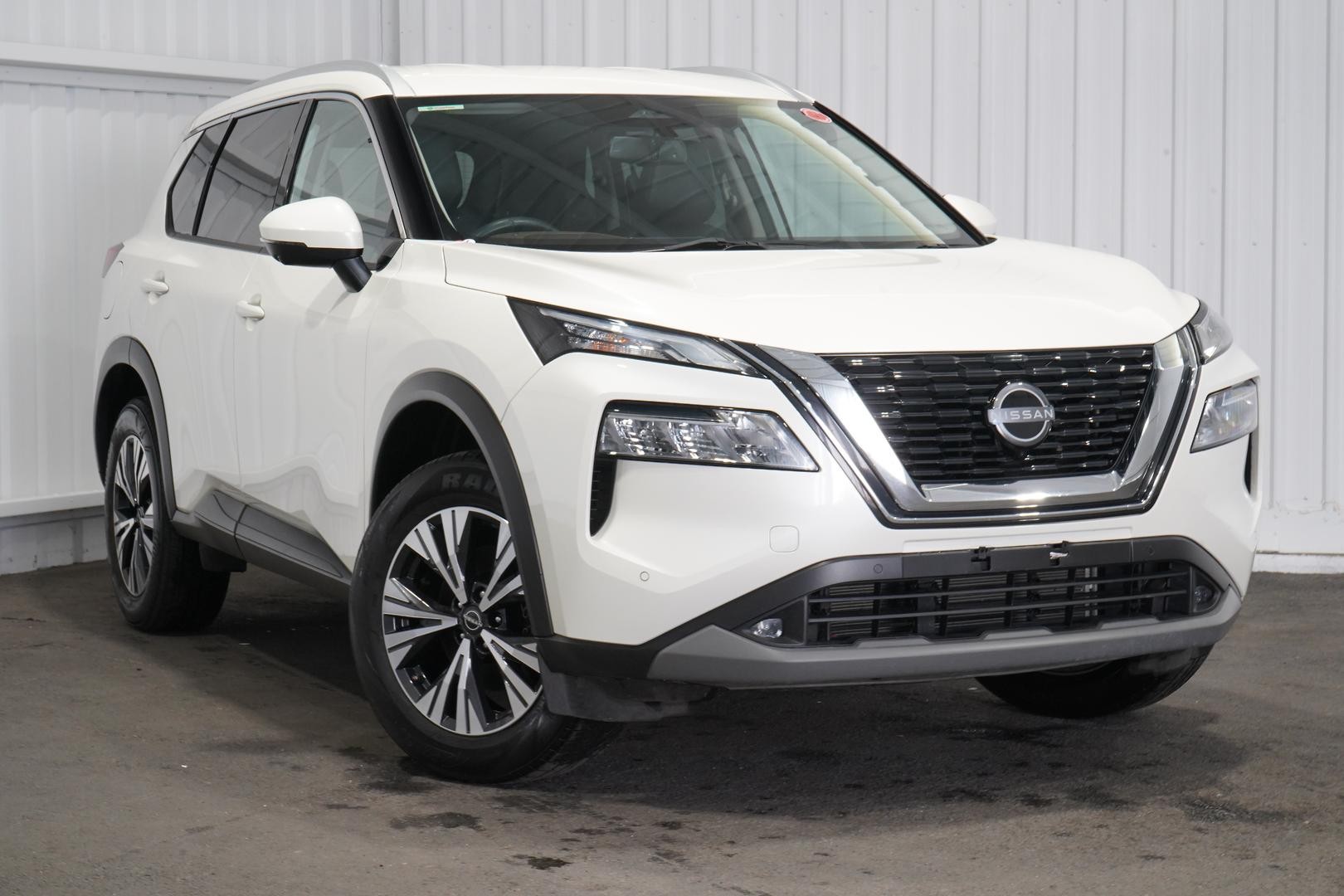 Nissan X-trail image 1