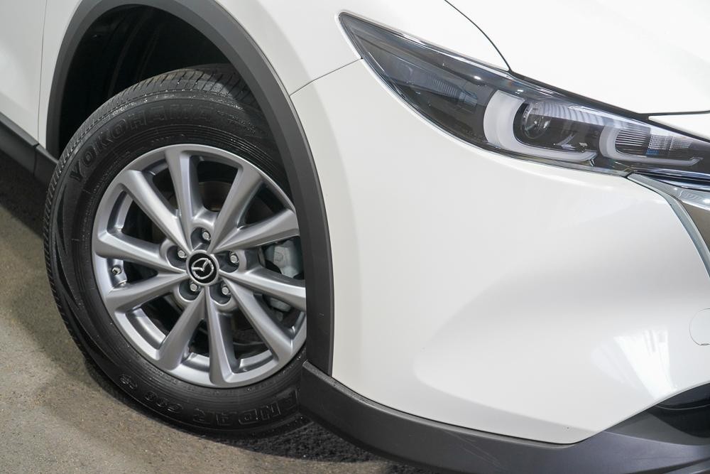 Mazda Cx-5 image 2