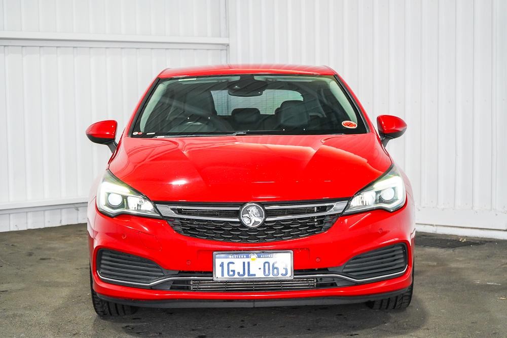 Holden Astra image 3