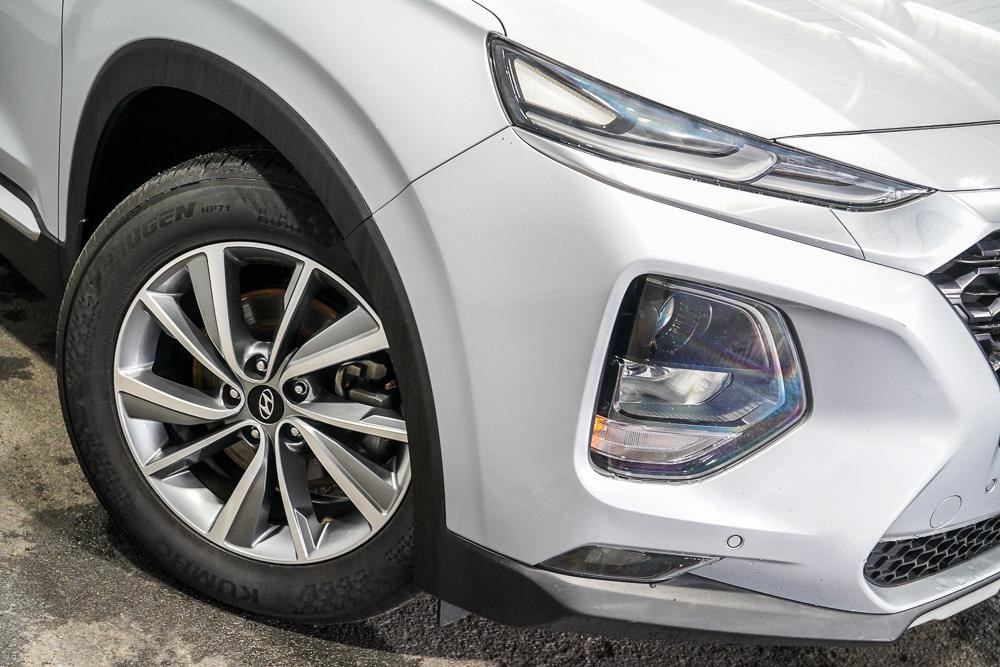 Hyundai Santa Fe image 2